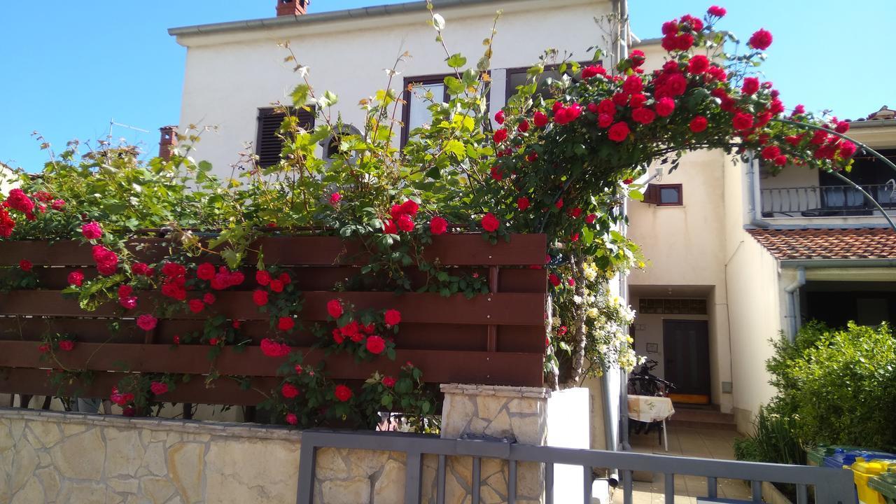 Apartments Alex Rovinj Buitenkant foto